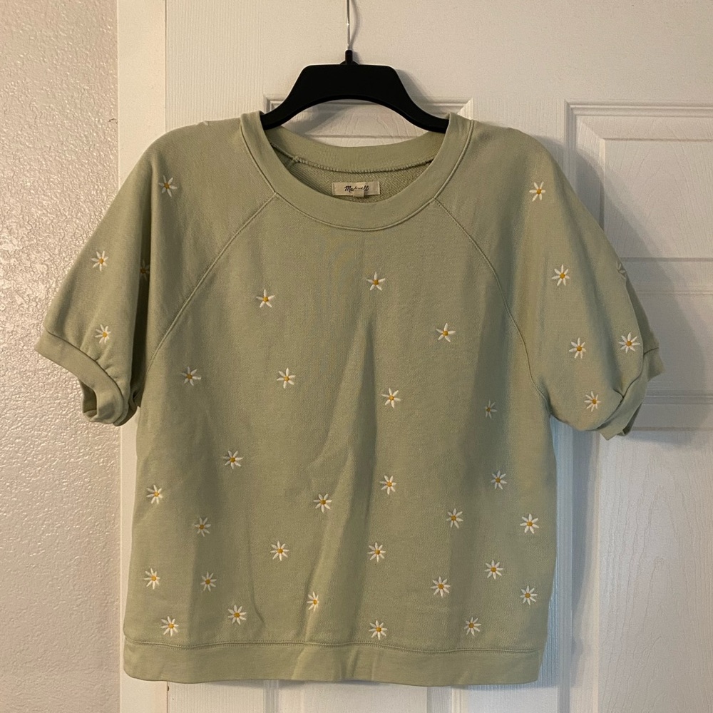 ✨ Madewell daisy short sleeved shirt light green